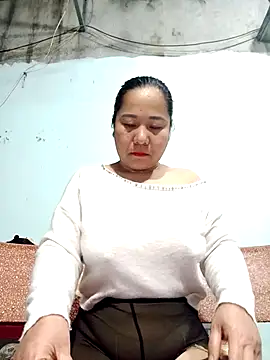 Snapshot of Queen_18200 chatting on 02/12/26, 09:43 Queen 18200 online show from 02/12/26, 09:43