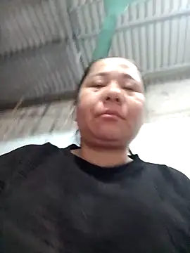 Snapshot of Queen_18200 chatting on 02/18/26, 11:01 Queen 18200 online show from 02/18/26, 11:01