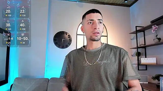 DrakeNeumann online show from 10/30/25, 04:03