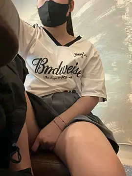 Tina 995 online show from 10/27/25, 05:11