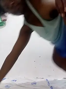 Snapshot of faista_jude chatting on 10/10/25, 08:46 faista jude online show from 10/10/25, 08:46