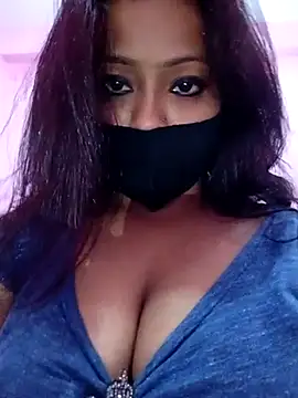 Snapshot of Palak22 chatting on 02/23/25, 11:47 Palak22 online show from 02/23/25, 11:47