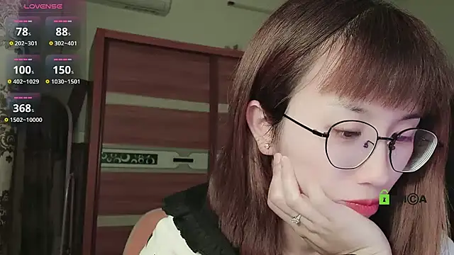 Lili 666 online show from 03/09/25, 05:17