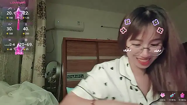 Lili 666 online show from 06/07/26, 04:33