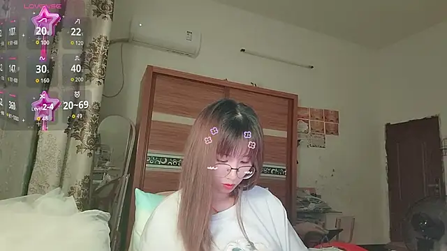 Lili 666 online show from 06/20/26, 04:10