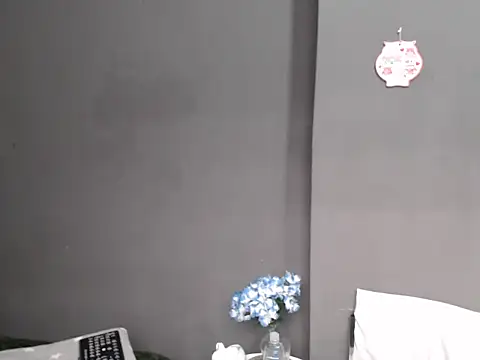 CREAMYCUPCAKExxx online show from 11/04/25, 01:32