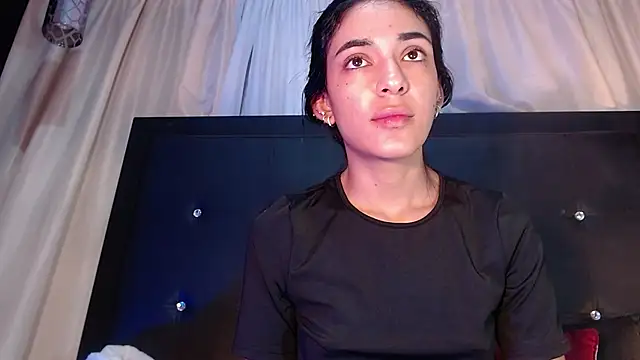 Snapshot of srta_luciana chatting on 05/12/26, 11:51 srta luciana online show from 05/12/26, 11:51