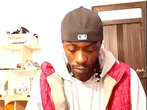 phillip-hot online show from 12/31/24, 03:45