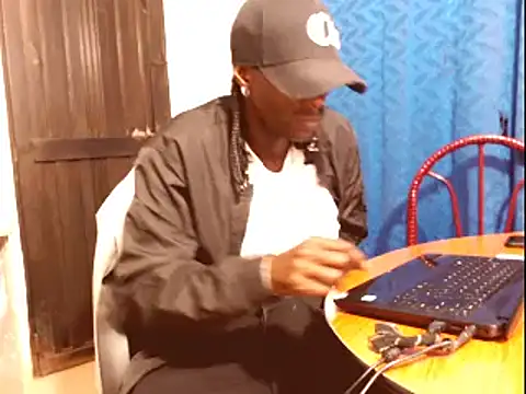 phillip-hot online show from 01/18/25, 02:36