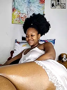 Snapshot of Sexymamibo chatting on 04/24/26, 03:14 Sexymamibo online show from 04/24/26, 03:14