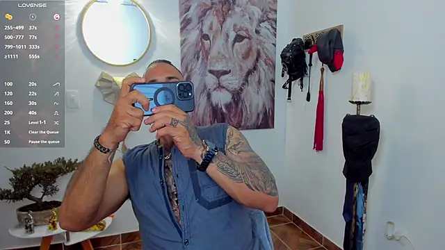 mr maik online show from 02/12/25, 03:38