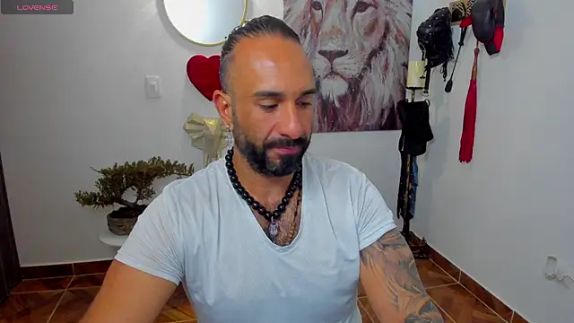 mr maik online show from 02/18/25, 11:00