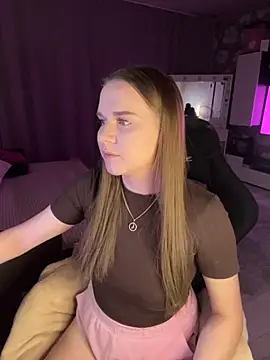 Snapshot of Lexi_noah chatting on 11/18/25, 09:30 Lexi noah online show from 11/18/25, 09:30