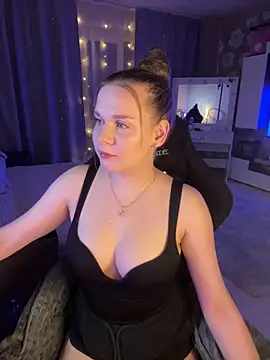 Snapshot of Lexi_noah chatting on 12/13/25, 09:20 Lexi noah online show from 12/13/25, 09:20