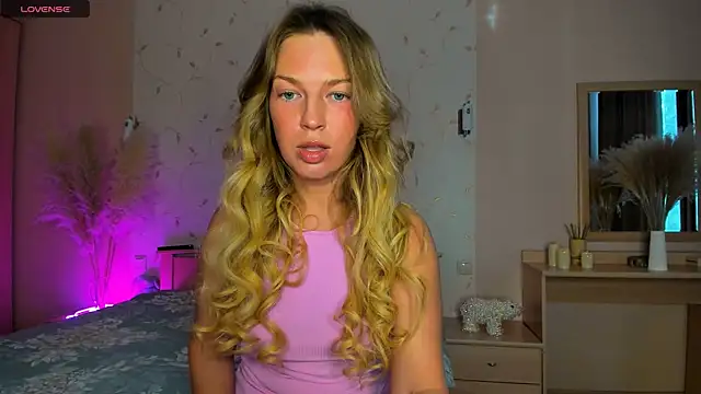 Snapshot of Jeanne_Williams chatting on 02/04/25, 09:28 Jeanne Williams online show from 02/04/25, 09:28