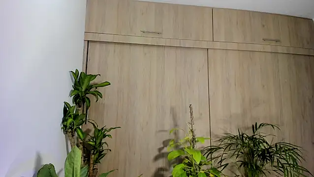 Snapshot of filletatouee chatting on 11/18/25, 03:01 filletatouee online show from 11/18/25, 03:01