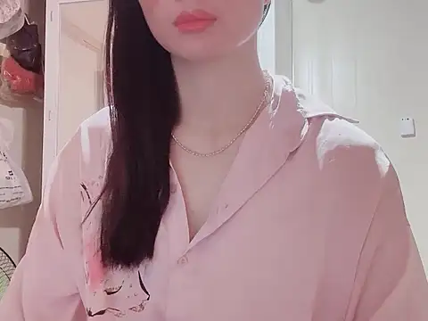 LinhChi 9x online show from 10/15/25, 01:50