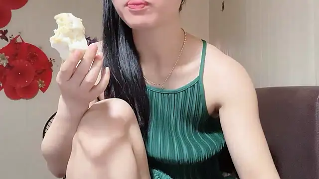 LinhChi 9x online show from 05/02/26, 01:21