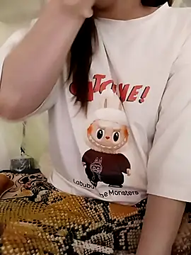 Shia011 online show from 03/16/25, 09:27