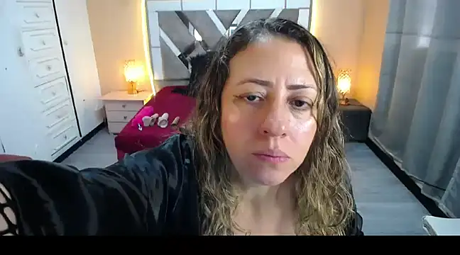 miss hanna07 online show from 03/17/25, 01:08