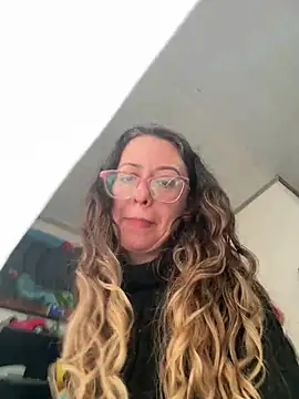 miss hanna07 online show from 04/28/26, 07:52