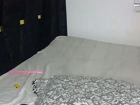 Snapshot of Livhornyy chatting on 11/08/25, 05:56 Livhornyy online show from 11/08/25, 05:56