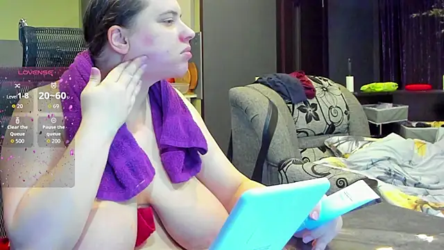 1lindsey1 online show from 09/20/25, 03:13