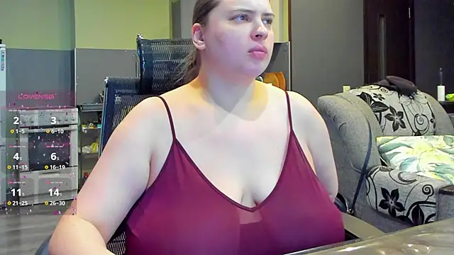 1lindsey1 online show from 11/12/25, 05:46