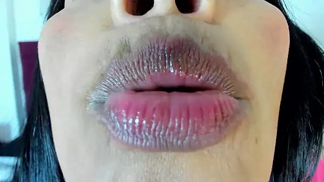 Anthonelaa   online show from 09/13/25, 08:19