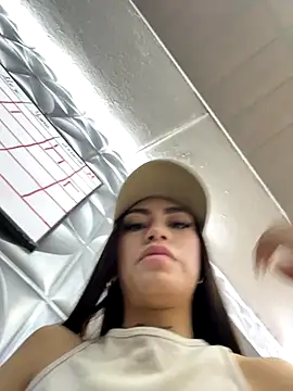 Effy Bonny online show from 11/12/25, 05:35