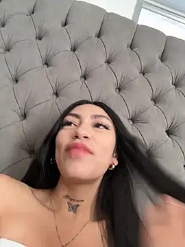 Effy Bonny online show from 12/01/25, 02:00