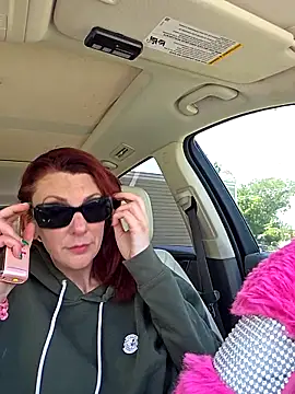 Snapshot of MissyRoulette chatting on 09/13/25, 07:24 MissyRoulette online show from 09/13/25, 07:24