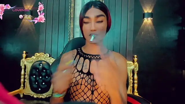 Snapshot of Kendall_hornyy chatting on 03/13/25, 03:33 Kendall hornyy online show from 03/13/25, 03:33