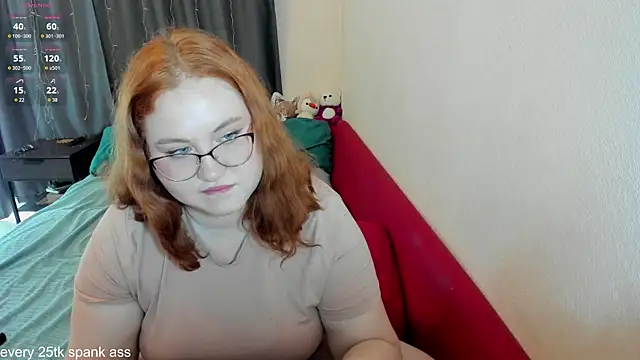 Snapshot of GeorginiaGrimes chatting on 07/28/26, 11:17 GeorginiaGrimes online show from 07/28/26, 11:17