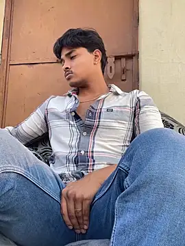 Snapshot of sonalsanskar chatting on 04/19/26, 11:42 sonalsanskar online show from 04/19/26, 11:42