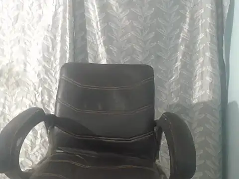 cute-priy online show from 11/13/25, 04:22