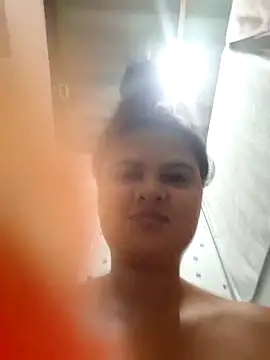 sexy-latin10 online show from 09/18/25, 11:01