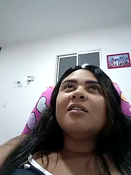 sexy-latin10 online show from 04/26/26, 02:20