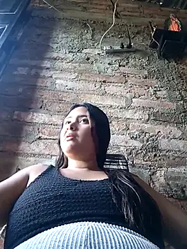 sexy-latin10 online show from 05/04/26, 12:34