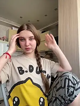 Snapshot of MollyDolle chatting on 02/27/26, 08:03 MollyDolle online show from 02/27/26, 08:03