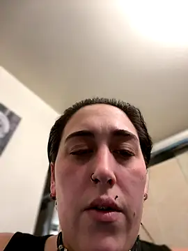 ThicBunz online show from 11/02/25, 05:37