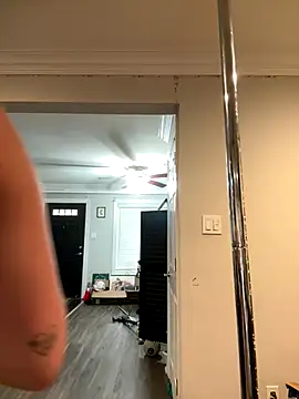 ThicBunz online show from 11/25/25, 05:24