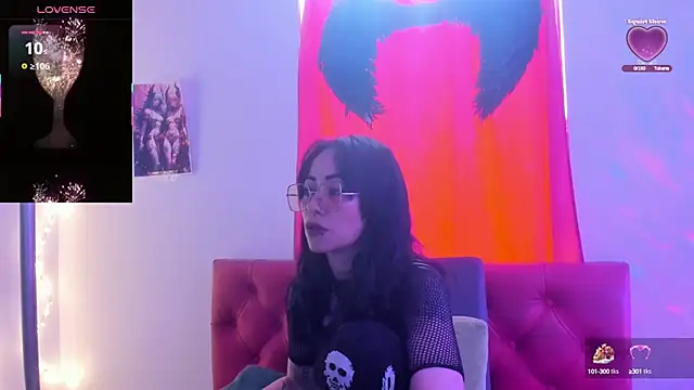 Snapshot of staacy37 chatting on 10/07/25, 07:22 staacy37 online show from 10/07/25, 07:22