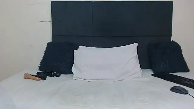 Snapshot of CANDY-X-LOVE-xx chatting on 03/18/25, 06:04 CANDY-X-LOVE-xx online show from 03/18/25, 06:04