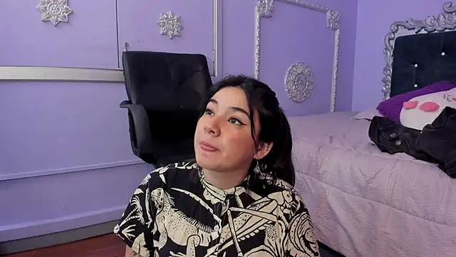 JeyLee online show from 11/18/25, 12:09