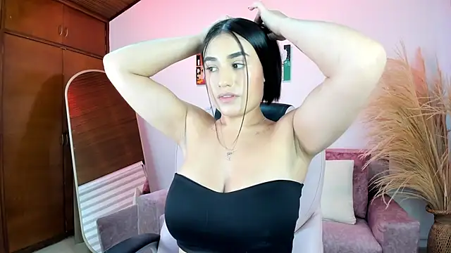 Snapshot of Alheli_16 chatting on 01/08/26, 12:18 Alheli 16 online show from 01/08/26, 12:18