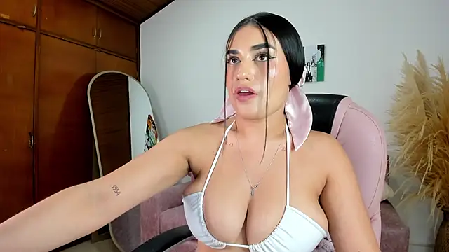 Snapshot of Alheli_16 chatting on 02/26/26, 07:02 Alheli 16 online show from 02/26/26, 07:02