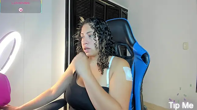 aixa 15 online show from 09/20/25, 11:33