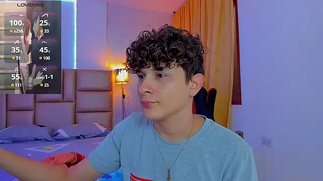 Snapshot of Nathan_Bluee chatting on 02/04/25, 04:50 Nathan Bluee online show from 02/04/25, 04:50