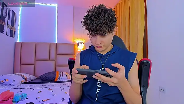 Snapshot of Nathan_Bluee chatting on 02/11/25, 12:58 Nathan Bluee online show from 02/11/25, 12:58